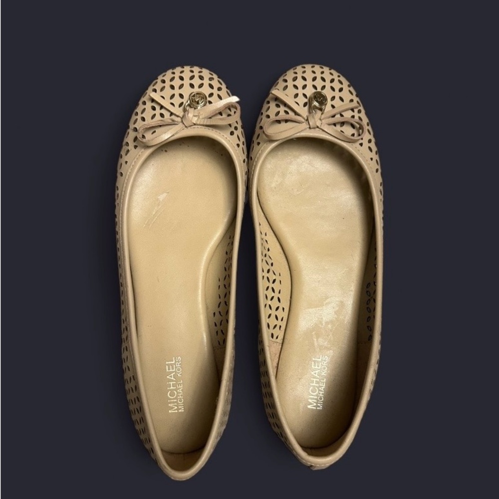 MICHAEL Michael Kors Cream Laser-Cut Ballet Flats with Bow